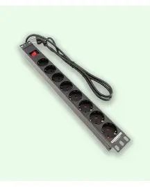 [ADR-BAIE-0017] Rallonge rackable 8 sorties avec protection surtensions